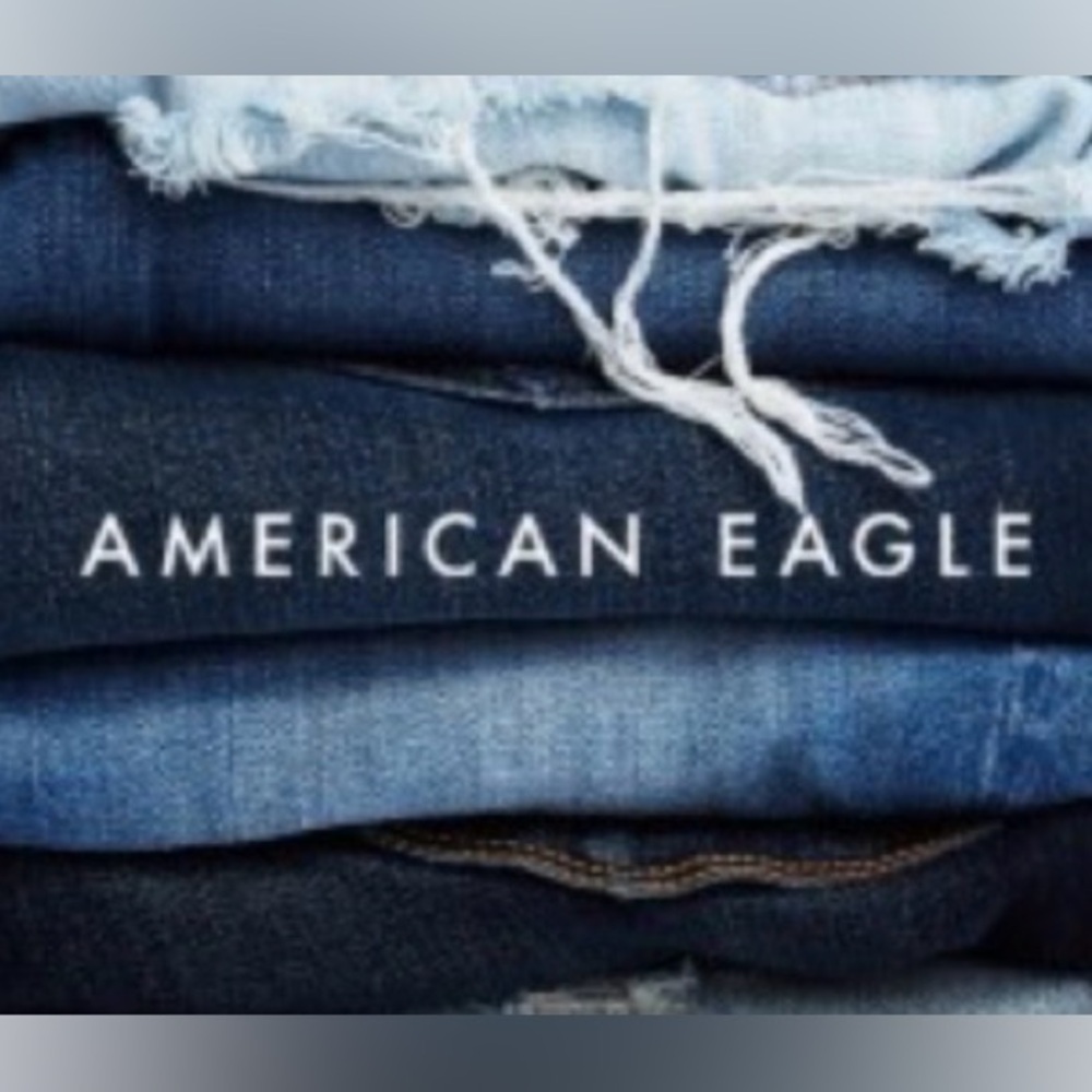 American Eagle Outfitters Dark and Light Blue Jeans